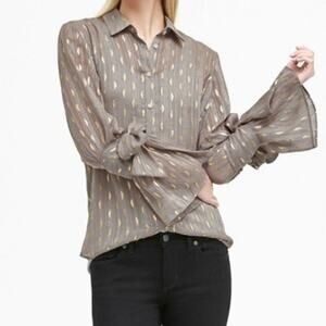 Banana Republic · XS · 913220 · Dillon Gold Foil Leaf Tie Sleeve Blouse · Taup